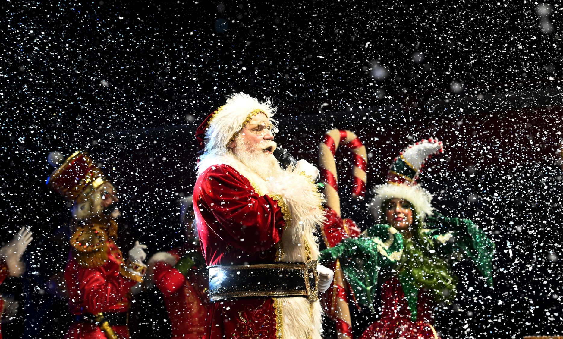 Vila Natalina ocupa Arautos da Paz com atrações gratuitas